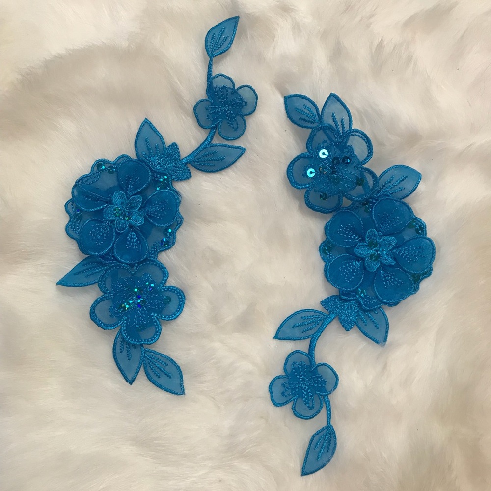 2-PK Blue Floral Iron-Ons